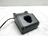 ladowarka-do-akumulatorow-bosch-gal-12v-40-stan-powystawowy
