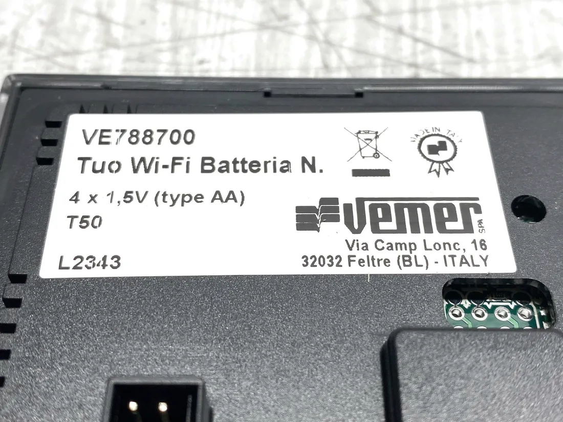 inteligentny-termostat-wifi-vemer-ve788700-stan-powystawowy