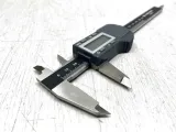 suwmiarka-elektroniczna-facom-1300ea-150-mm-rodzaj-elektroniczna