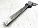 suwmiarka-elektroniczna-facom-1300ea-150-mm-stan-powystawowy-marka-facom