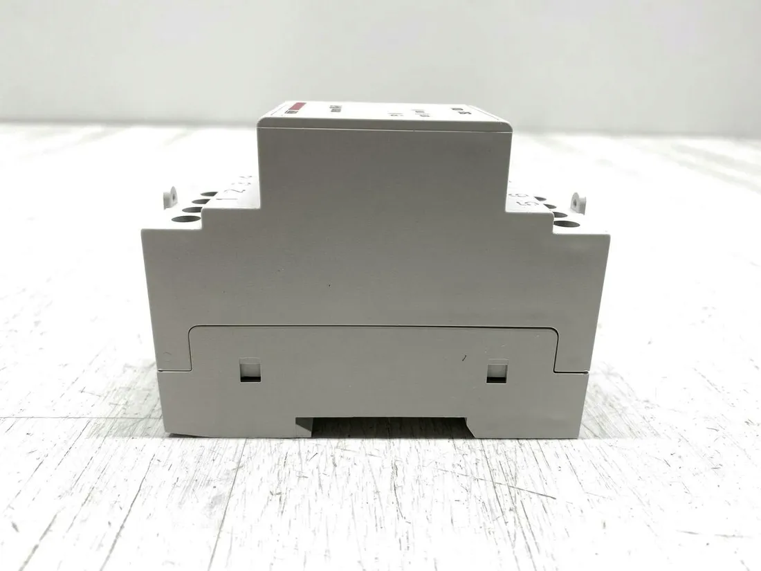 modulowy-programator-czasowy-wi-fi-vemer-ve780700-stan-powystawowy