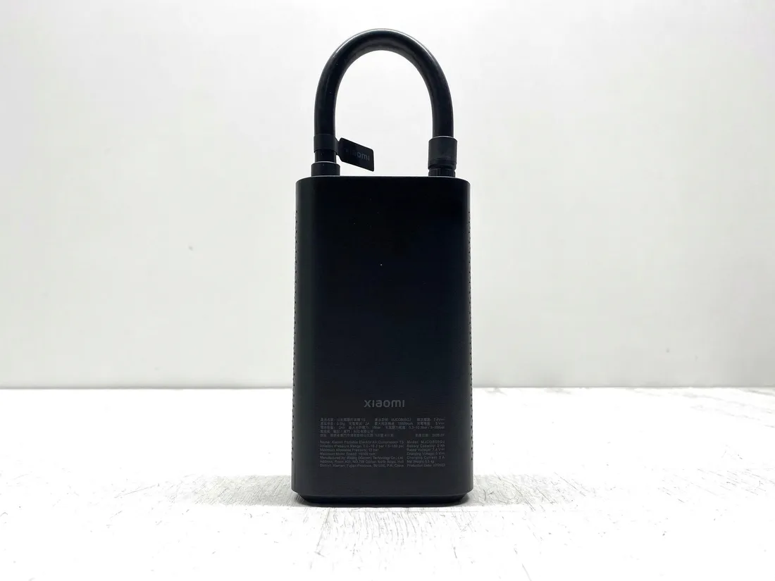 elektryczna-pompka-kompresor-xiaomi-mi-portable-5v-0-103-bara-czarny