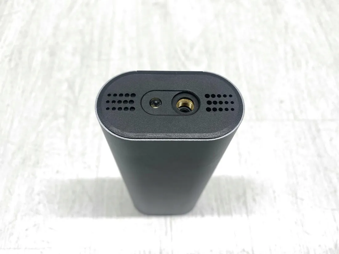 akumulatorowy-kompresor-rockbros-lcd-2600mah-150psi-led-srebrny-stan-powystawowy