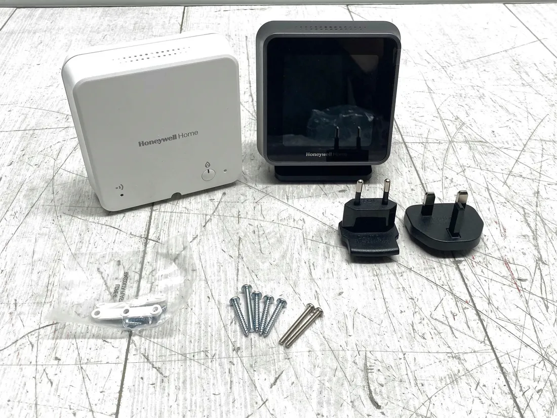 inteligentny-termostat-honeywell-t6r-stan-powystawowy