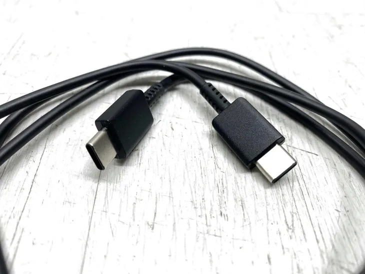 kabel-usb-samsung-usb-c-usb-c-1-m-czarny-zlacza-usb-typ-c-usb-typ-c