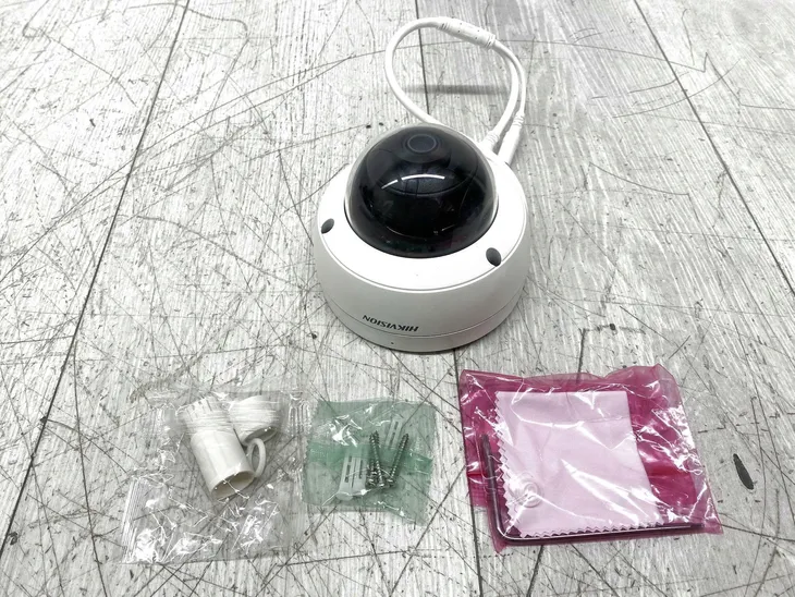 kamera-ip-hikvision-ds-2cd2183g2-iu-2-8mm-waga-z-opakowaniem-0-8-kg
