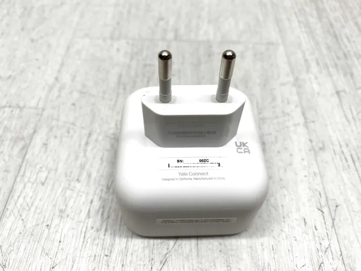 inteligentny-zamek-yale-linus-smart-lock-bosch-cechy-dodatkowe-lacznosc-z-wifi