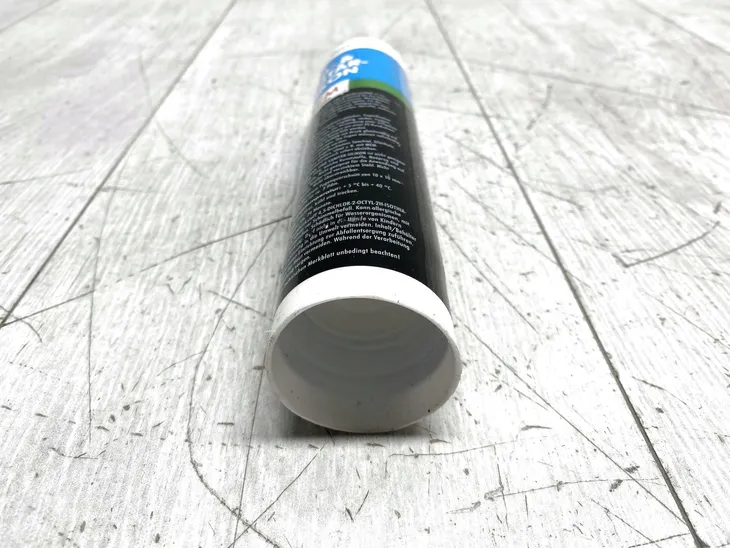 silikon-sanitarny-mem-bialy-300ml-stan-opakowania-uszkodzone