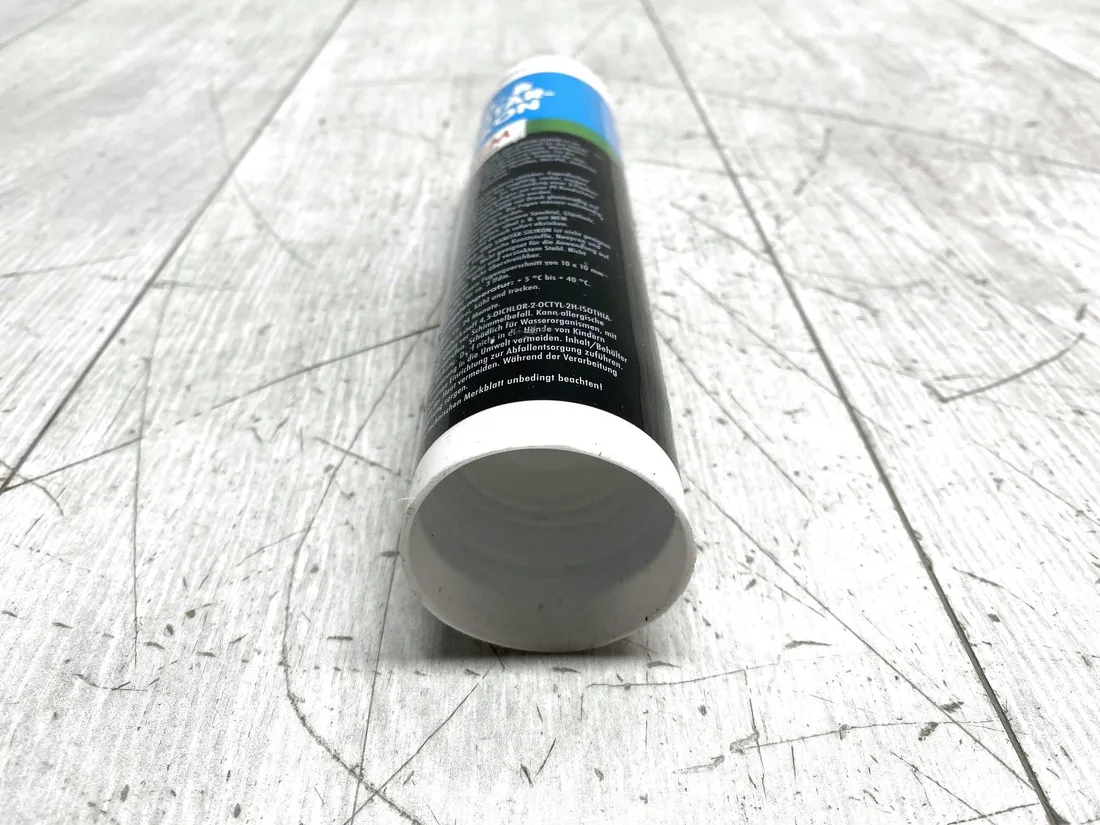 silikon-sanitarny-mem-bialy-300ml-przeznaczenie-do-fug