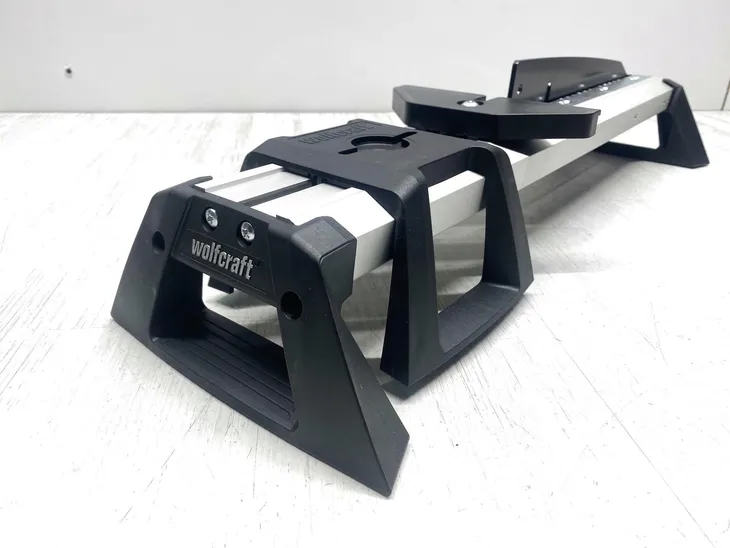 gilotyna-do-ciecia-paneli-wolfcraft-vlc-800-maksymalna-grubosc-paneli-6-mm