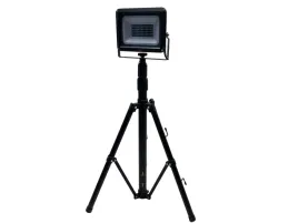 naswietlacz-na-statywie-led-jaro-7060-5800lm-50w