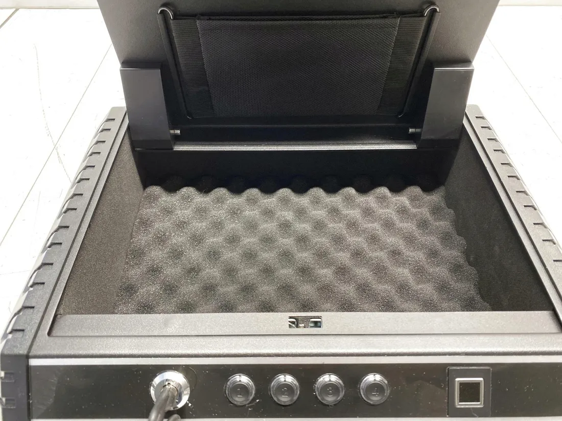 kasetka-na-male-kosztownosci-rottner-gunmaster-xl-czarny