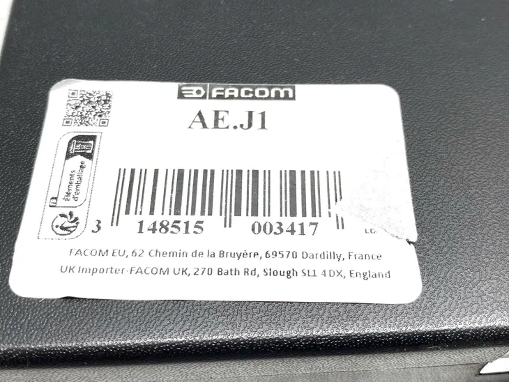 zestaw-8-srubokretow-micro-tech-facom-ae-j1-stan-powystawowy-liczba-elementow-zestawy