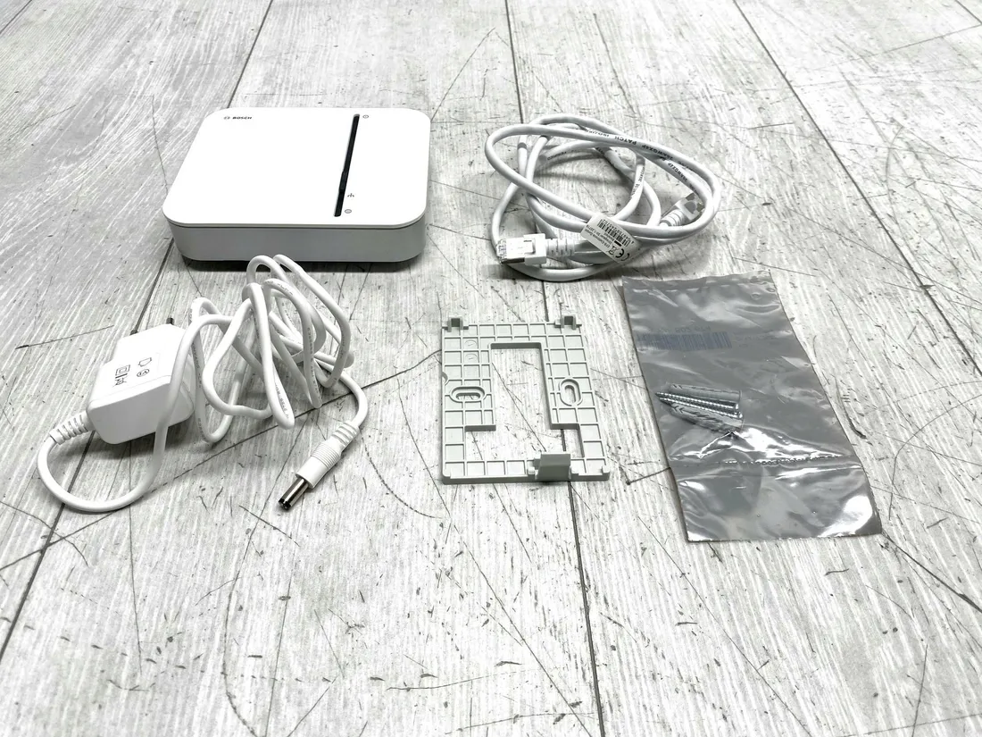 sterownik-inteligentnego-domu-bosch-controller-aa-stan-powystawowy