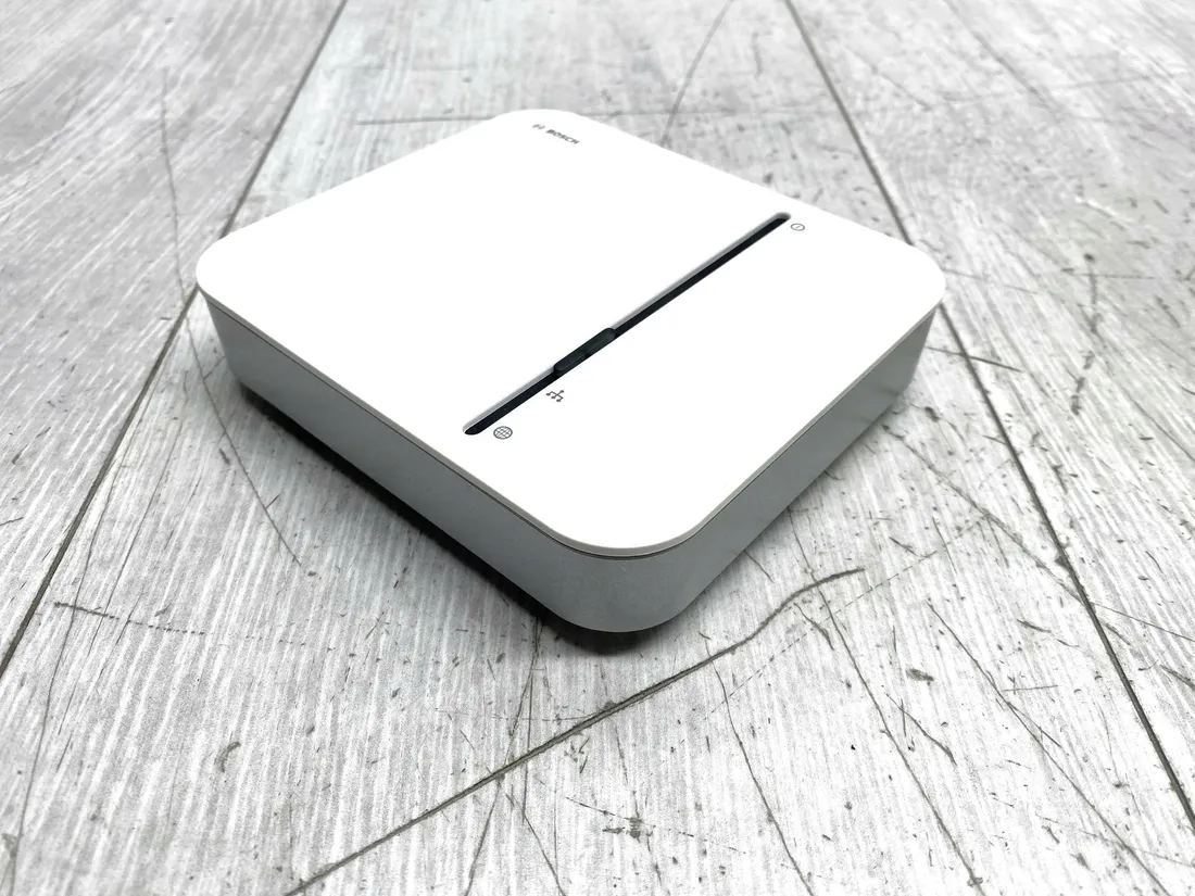 sterownik-inteligentnego-domu-bosch-controller-aa