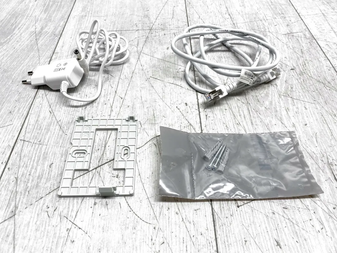 sterownik-inteligentnego-domu-bosch-controller-aa-stan-powystawowy