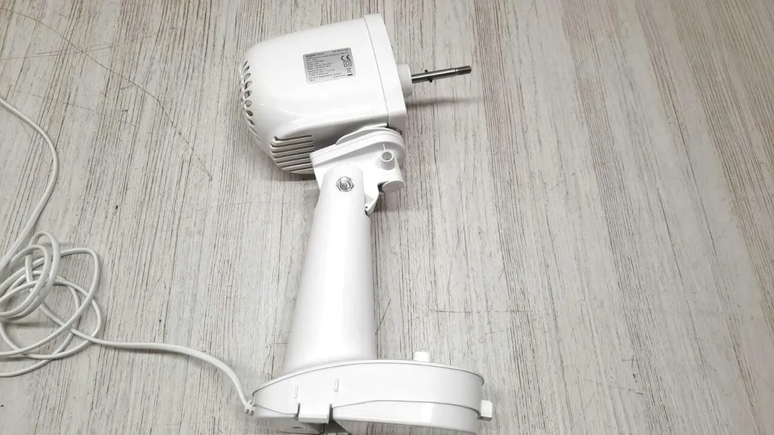 wentylator-biurkowy-amazon-basics-ft30-8mb-40-w