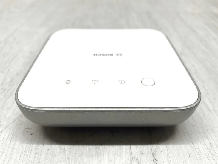 sterownik-bosch-smart-home-controller-ii-zasilanie-sieciowe