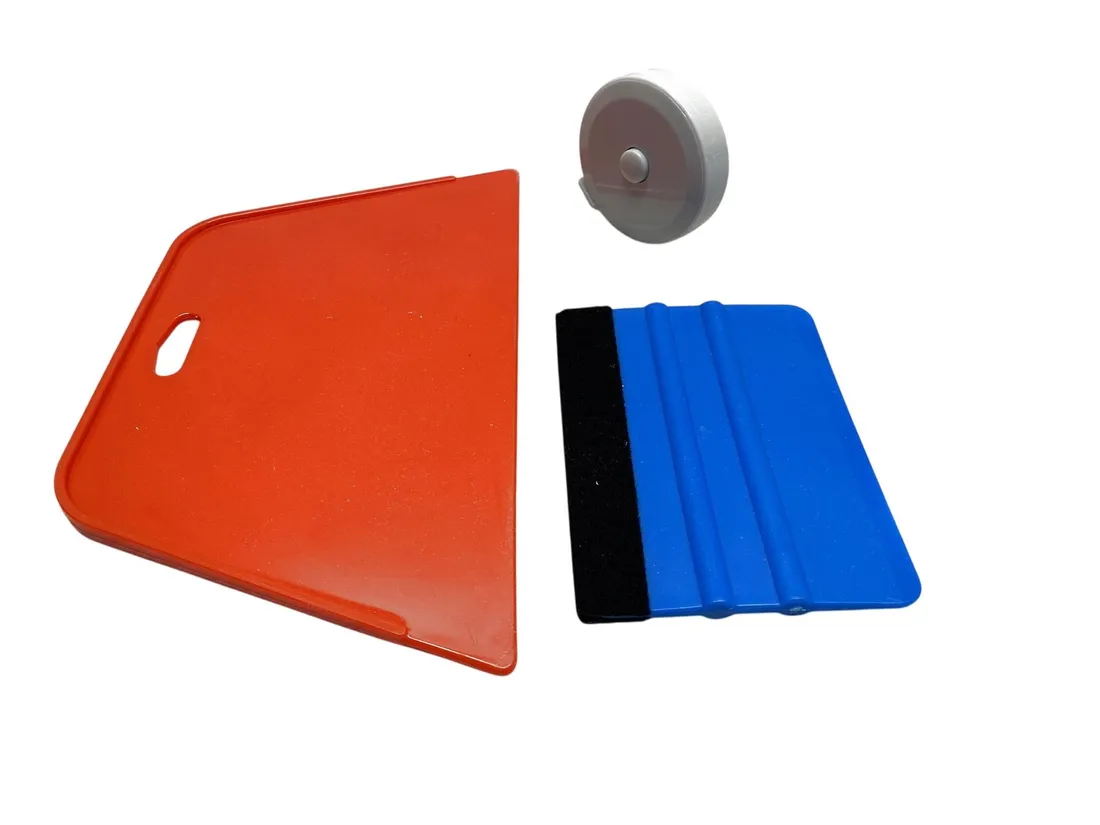 zestaw-narzedzi-do-tapet-art3d-stan-powystawowy