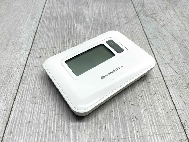 programowalny-termostat-honeywell-t3-wired-rodzaj-sterownik