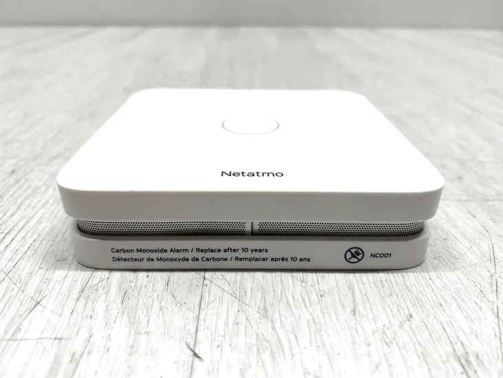 inteligentny-czujnik-tlenku-wegla-netatmo-ne1033zz-rodzaj-czujnika-dymu