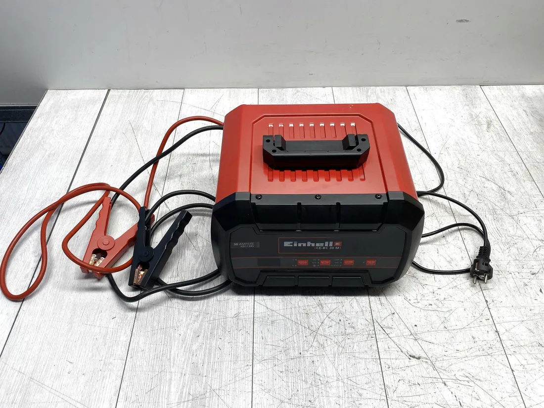 ladowarka-akumulatorow-einhell-ce-bc-30m-12v-24v