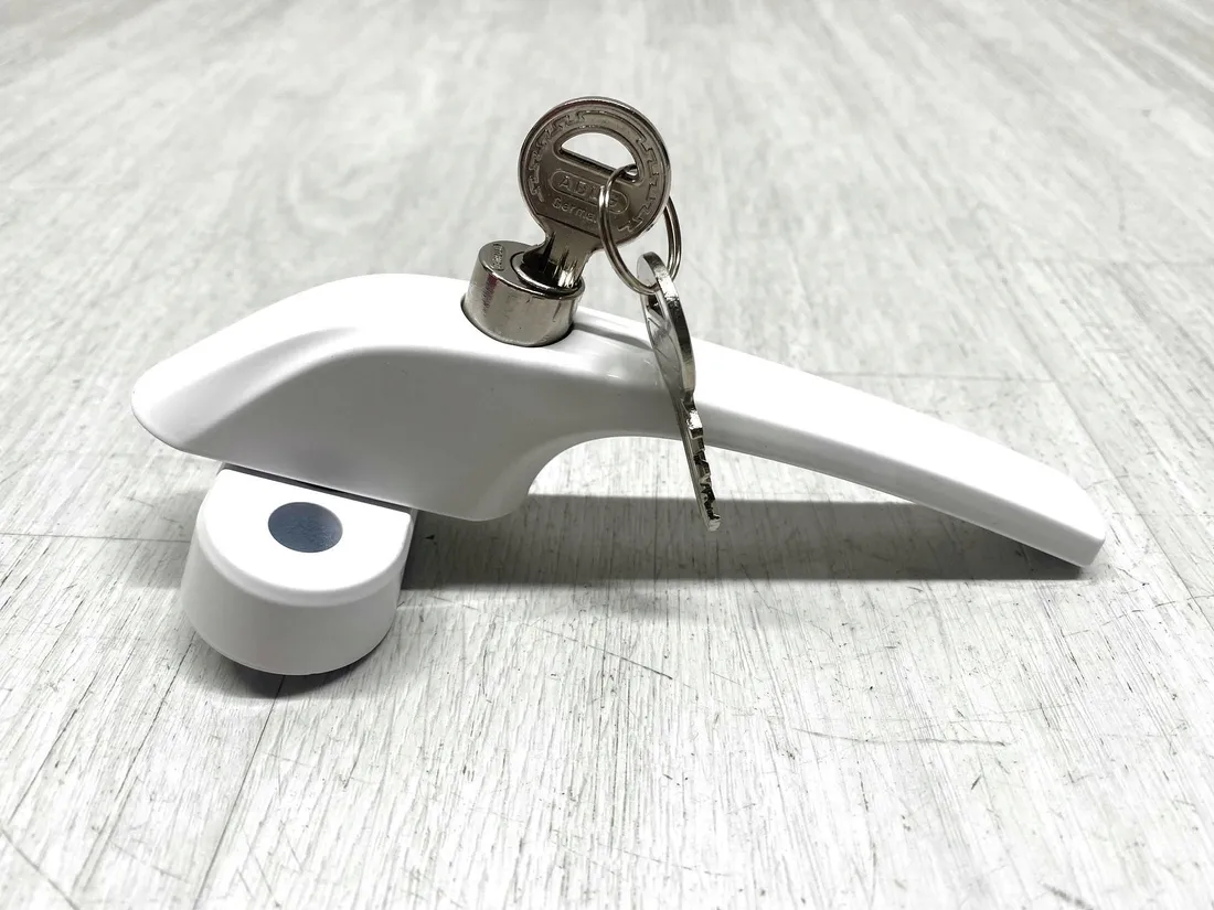 klamka-okienna-abus-fg-300-biala