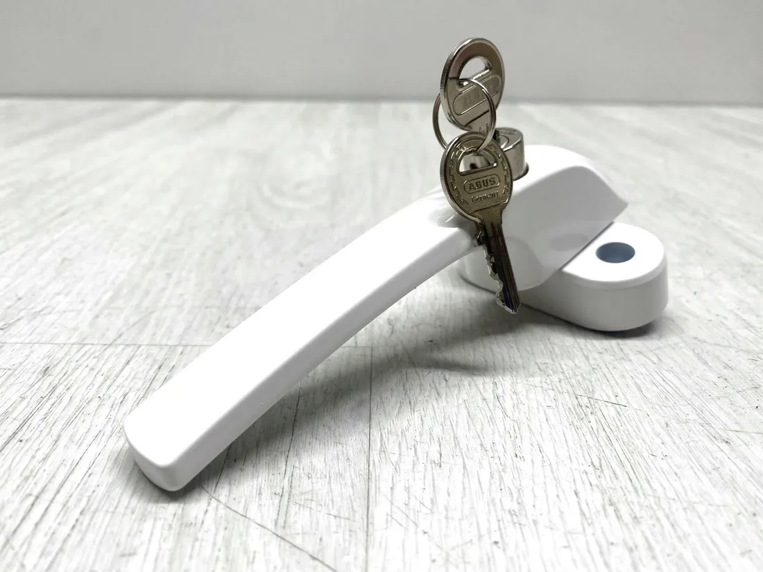 klamka-okienna-abus-fg-300-biala-stan-powystawowy