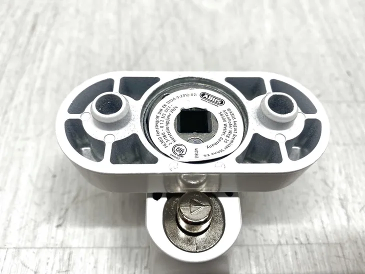 klamka-okienna-abus-fg-300-biala-stan-powystawowy-kod-producenta-fg-300