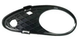mercedes-klasa-c-w203-atrapa-lewa-w-zderzaku-otwor-na-halogen-2000-2007