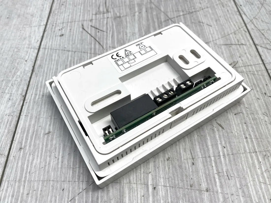 scienny-termostat-programowalny-vemer-chronos-230