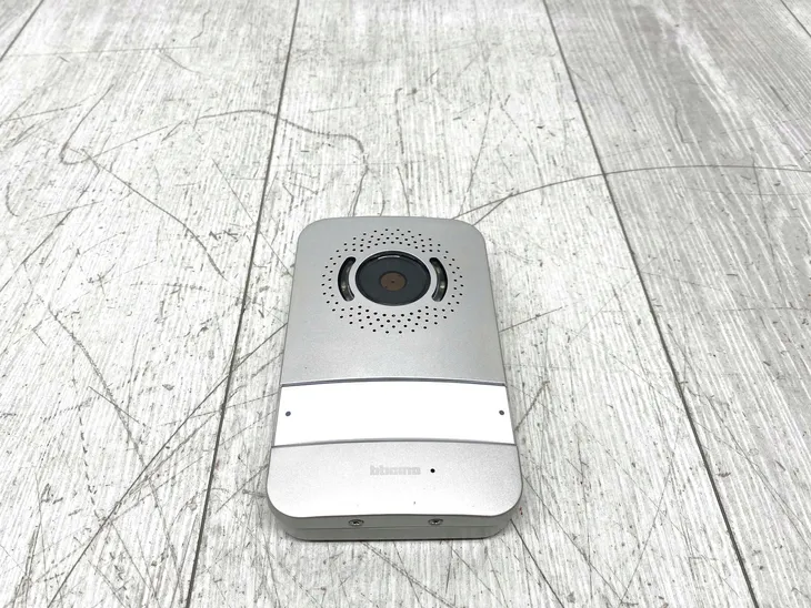 zestaw-wideodomofonu-bticino-310913-z-dzwonkiem-i-monitorem-stan-powystawowy-rodzaj-domofonu-jednorodzinny