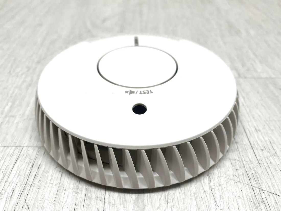 czujnik-dymu-fireangel-fa6120-85db-bialy