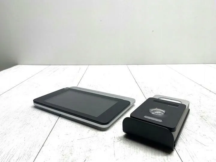 wideodomofon-philips-visio-7-531002-stan-powystawowy