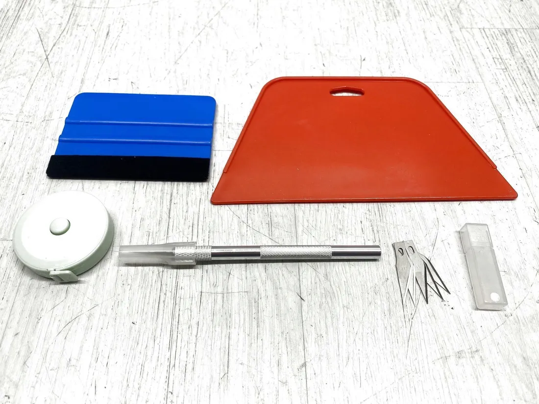 zestaw-narzedzi-do-tapet-art3d