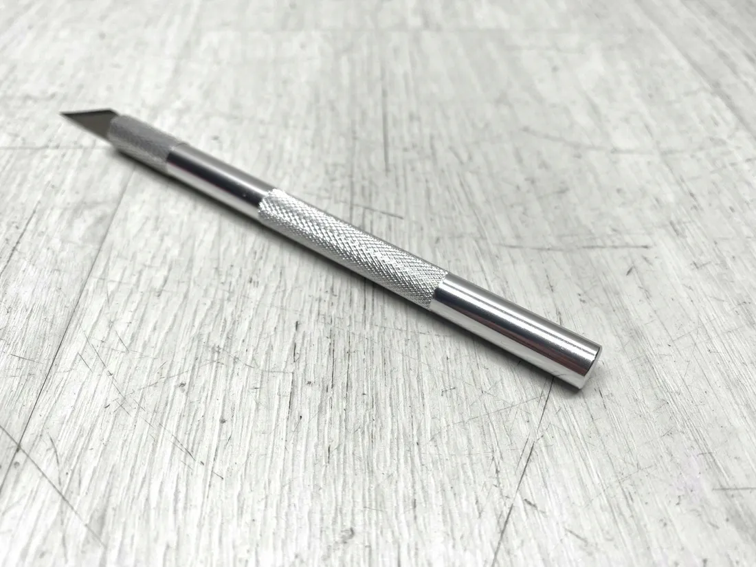 zestaw-narzedzi-do-tapet-art3d-stan-powystawowy