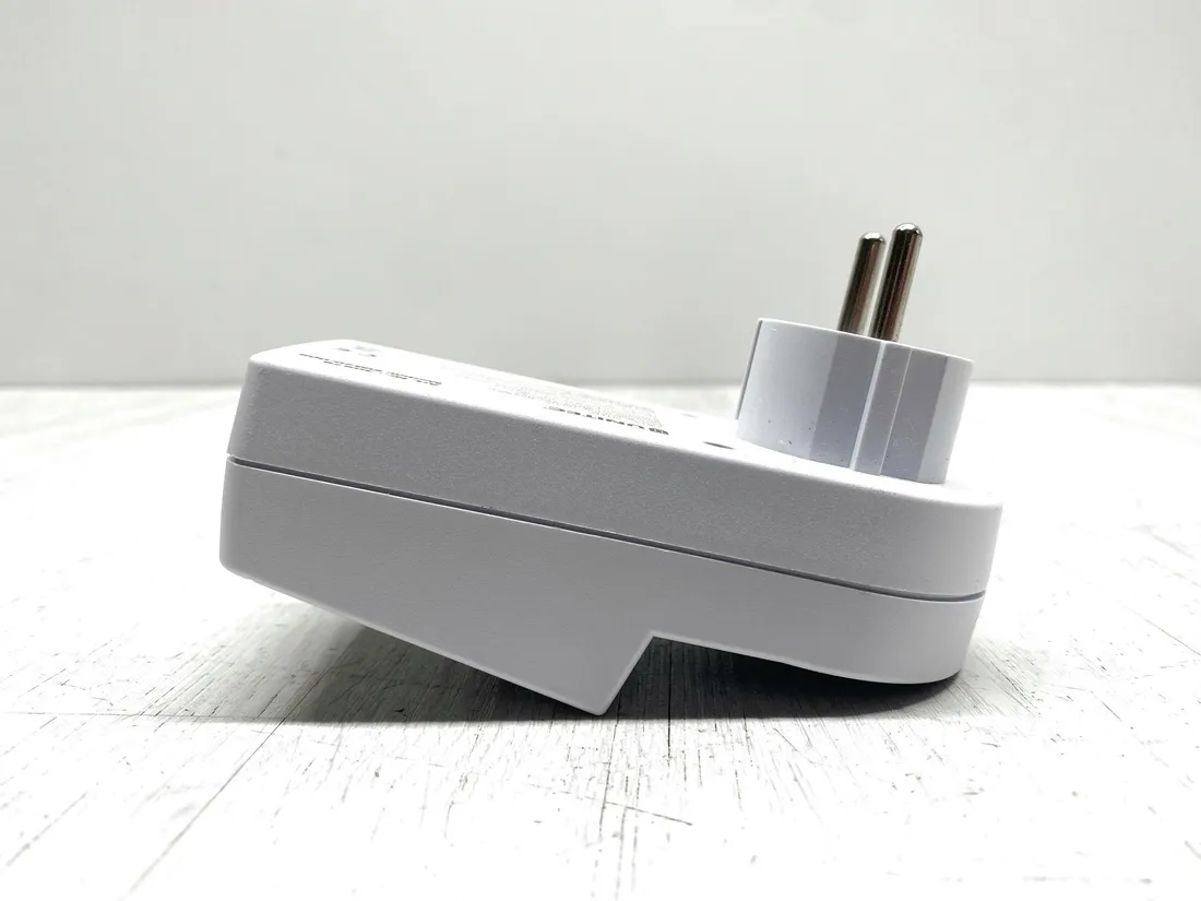 programator-czasowy-unitec-emt709-3680w-bialy