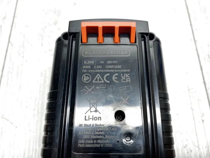 akumulator-black-decker-bl2536-36-v-2-5-ah-pojemnosc-akumulatora-2-5-ah