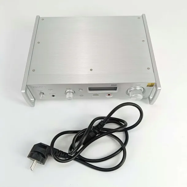 teac-nt-505-srebrny-stan-powystawowy-marka-teac