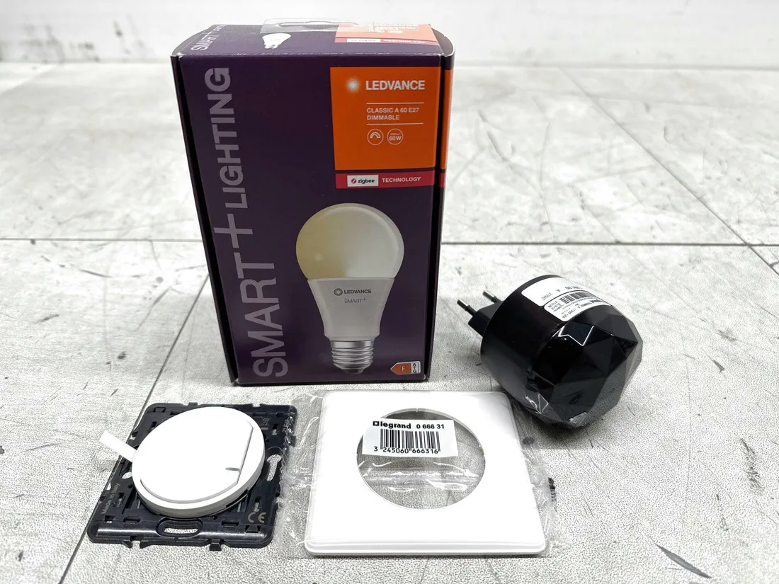 zestaw-oswietlenia-legrand-199109-starter-pack-e27