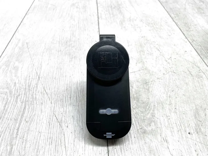 inteligentne-gniazdo-brennenstuhl-brematicpro-stan-opakowania-uszkodzone