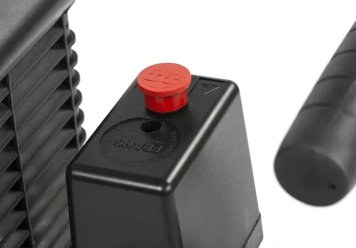 kompresor-fieldmann-fdak201552-e-moc-1-5-kw