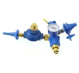 reduktor-do-butli-z-helem-do-pompowania-automat-z-manometrem-igla-i-nozyk