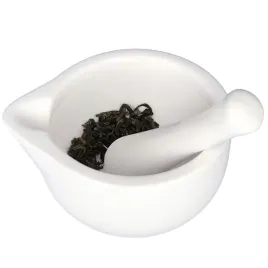 mozdzierz-z-tluczkiem-porcelanowy-bialy-10-cm-do-przypraw-ziol-kawy-soli