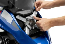 oslona-lampy-przylegajaca-do-bmw-r1300gs-24-25