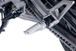 podnozki-puig-racing-wymagaja-adapterow