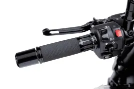 manetki-puig-hi-tech