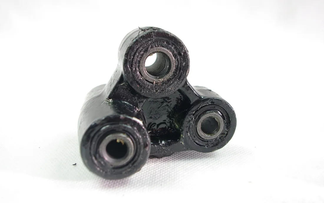 wspornik-silnika-hyper-125