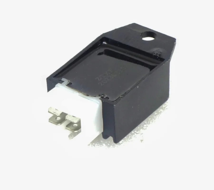 regulator-napiecia-t-rex-125