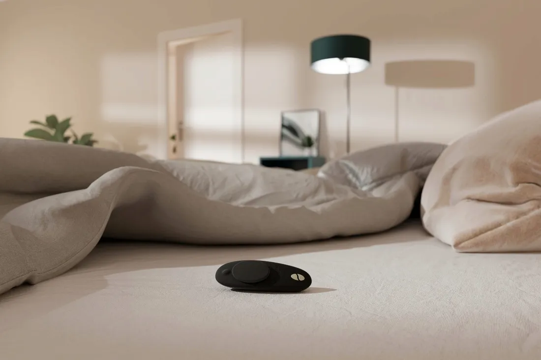we-vibe-moxie-satin-black